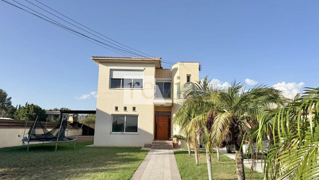 f31e0c59245f41dba9e30ae79bff8078