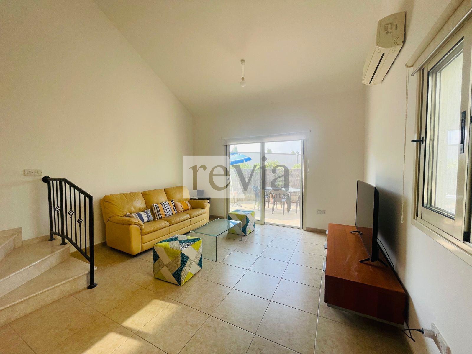 1861031 – Villa For rent, Pyrgos, 120 sq.m., €3.200
