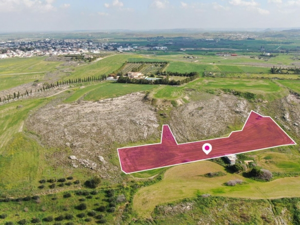 Share (25%) of a residential field, Geri – id S8086