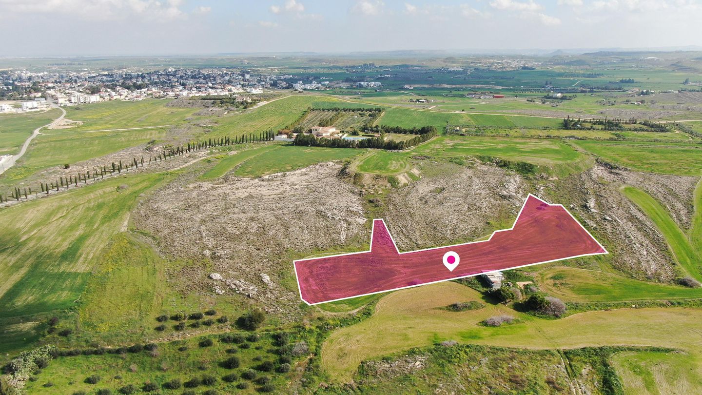 Share (25%) of a residential field, Geri – id S8086