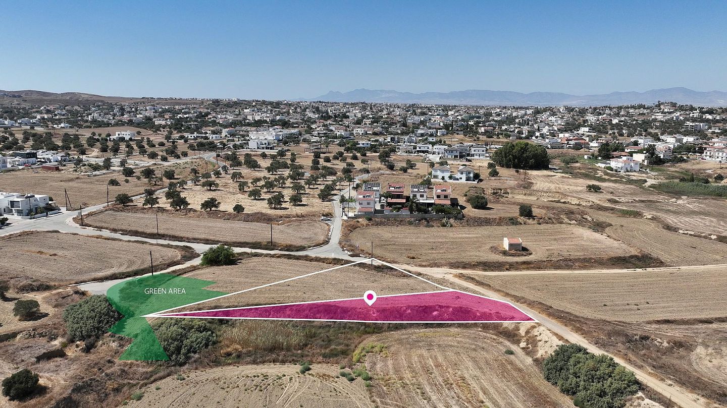 Share of Residential field in Tseri, Nicosia – id S41812