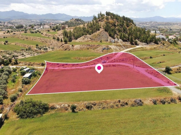 Residential field in Pera, Nicosia – id S40096