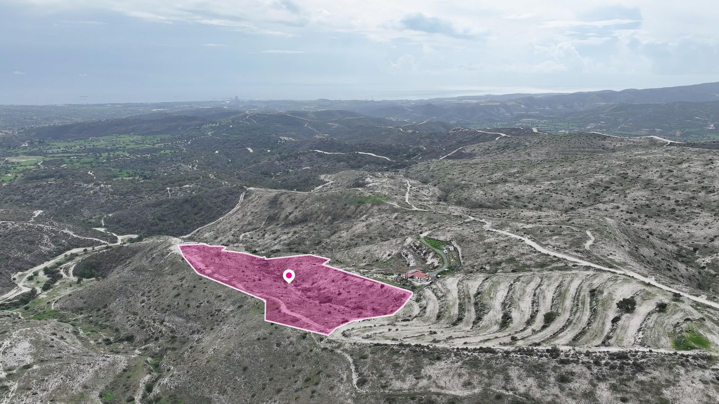 Large Agricultural field in Choirokoitia, Larnaca – id S46002