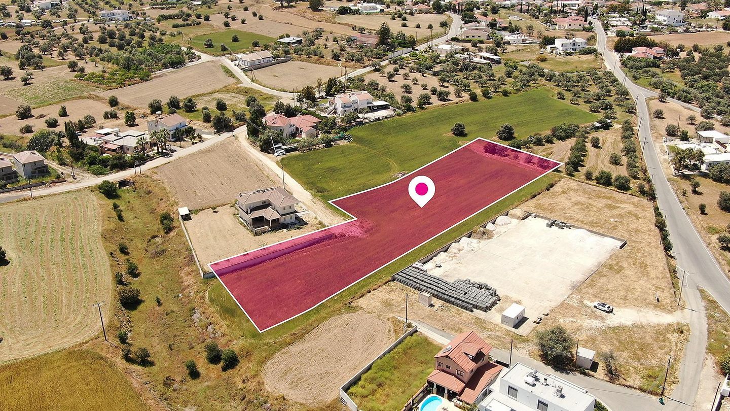 Residential field in Pera, Nicosia – id S40097