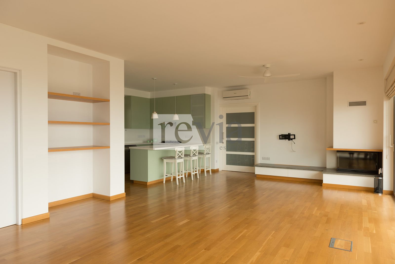 5d47747a9e714685bb3e9cf9afbb9735 2388993 – Villa For sale, Limassol City, 225 sq.m., €1.150.000