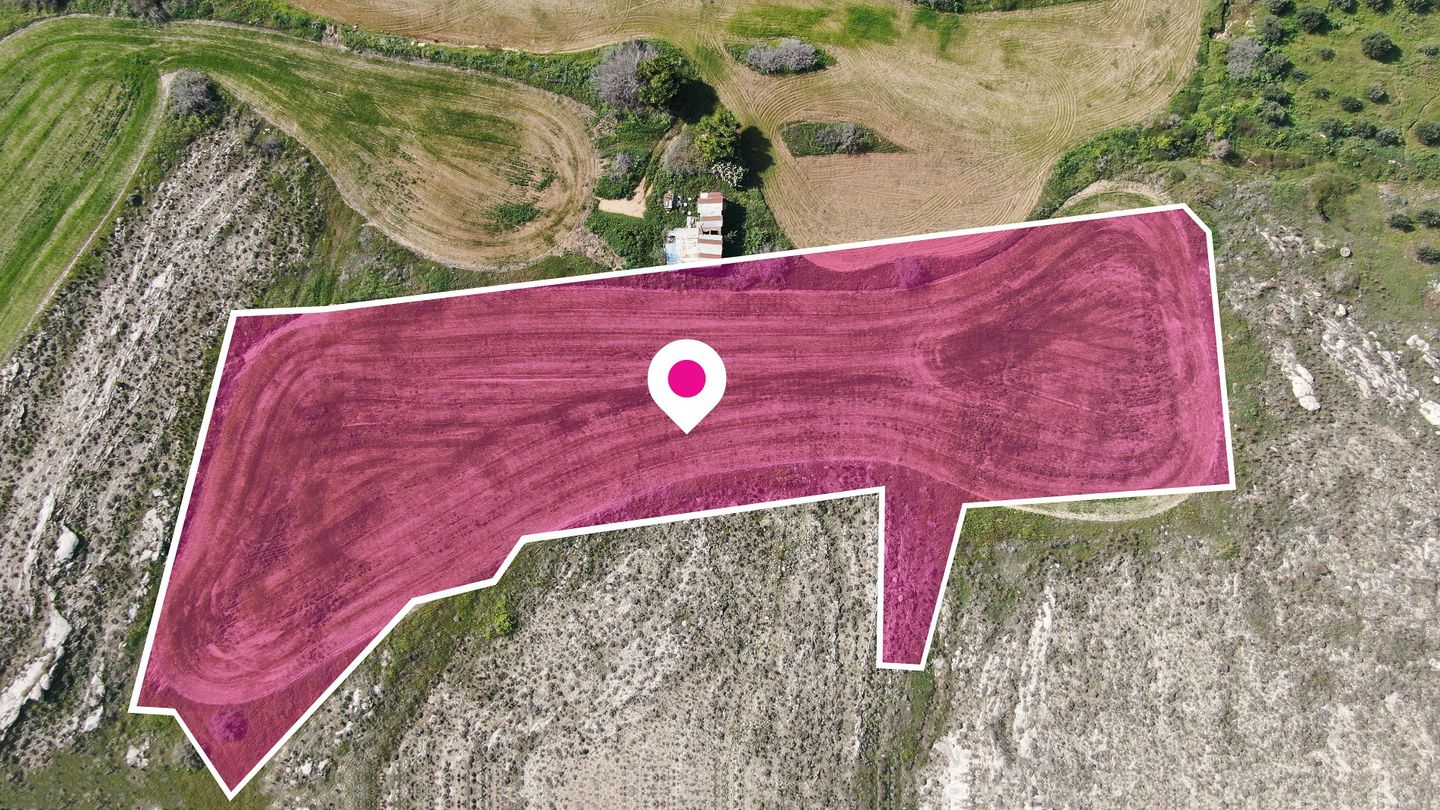 Share (25%) of a residential field, Geri – id S8086