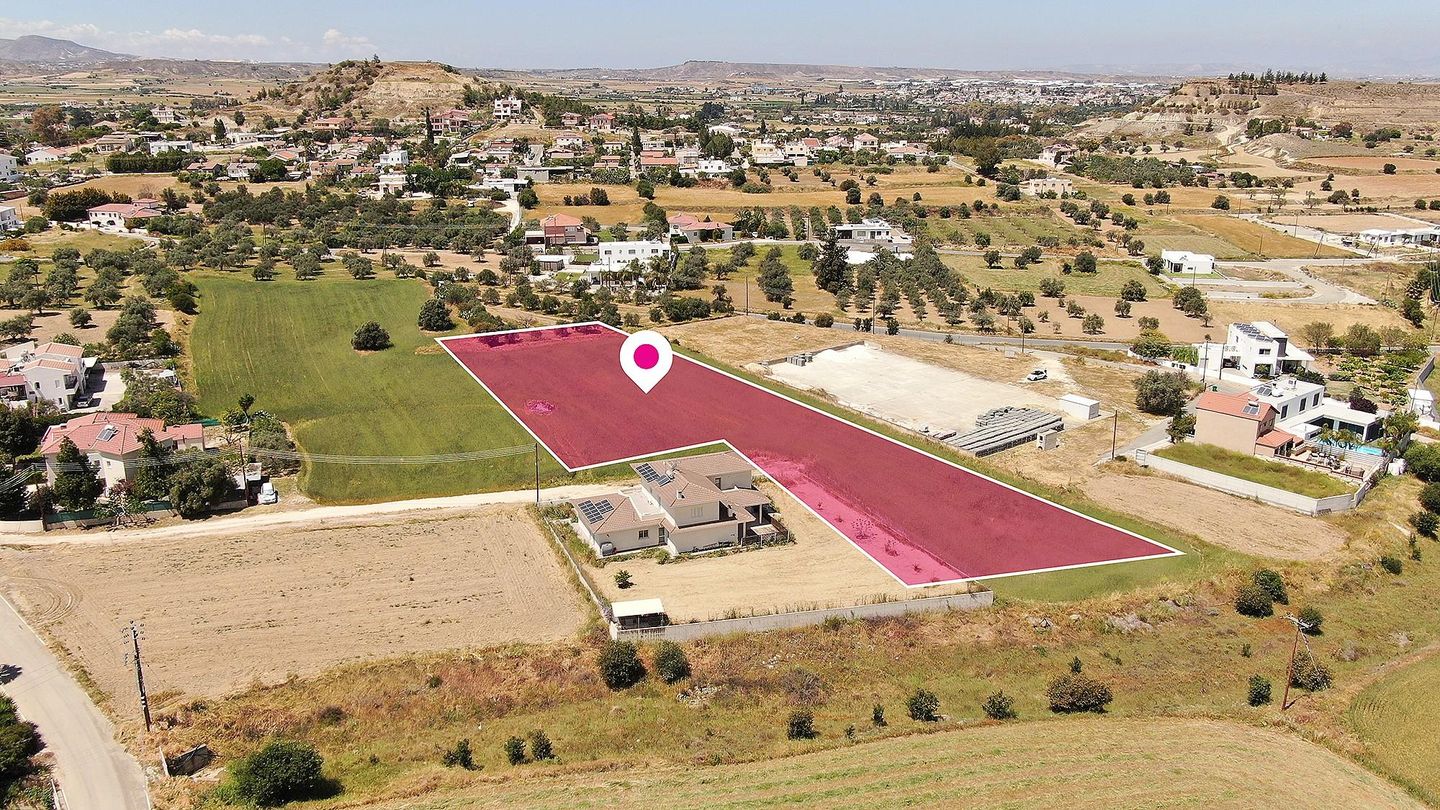 Residential field in Pera, Nicosia – id S40097