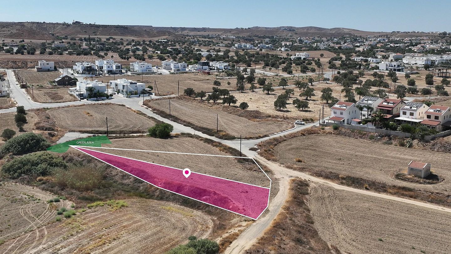 Share of Residential field in Tseri, Nicosia – id S41812