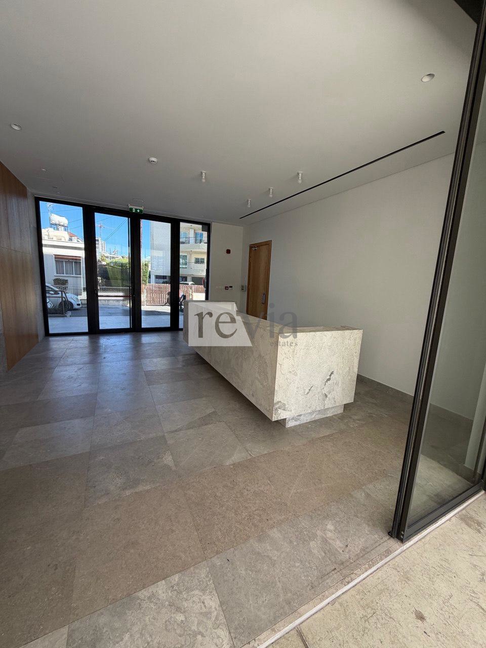 8e09089bf52c48bd874a70213a8979dc 2337028 – Office For rent, Limassol City, 100,55 sq.m., €5.900