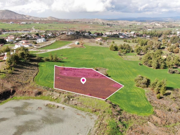 Residential field in Klirou, Nicosia – id S43012