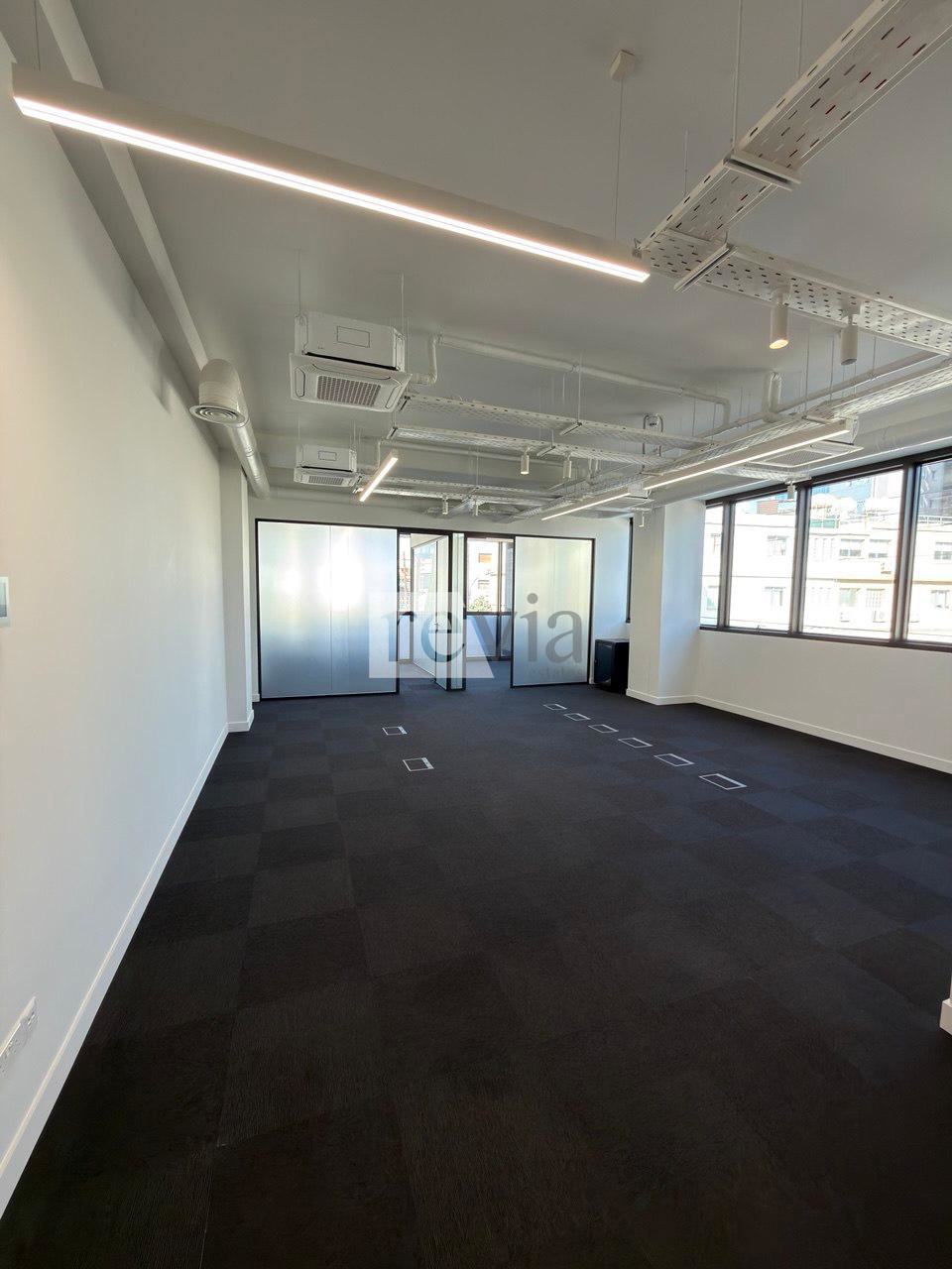 ac686e7db99a40aca32ac6980765a571 2337028 – Office For rent, Limassol City, 100,55 sq.m., €5.900
