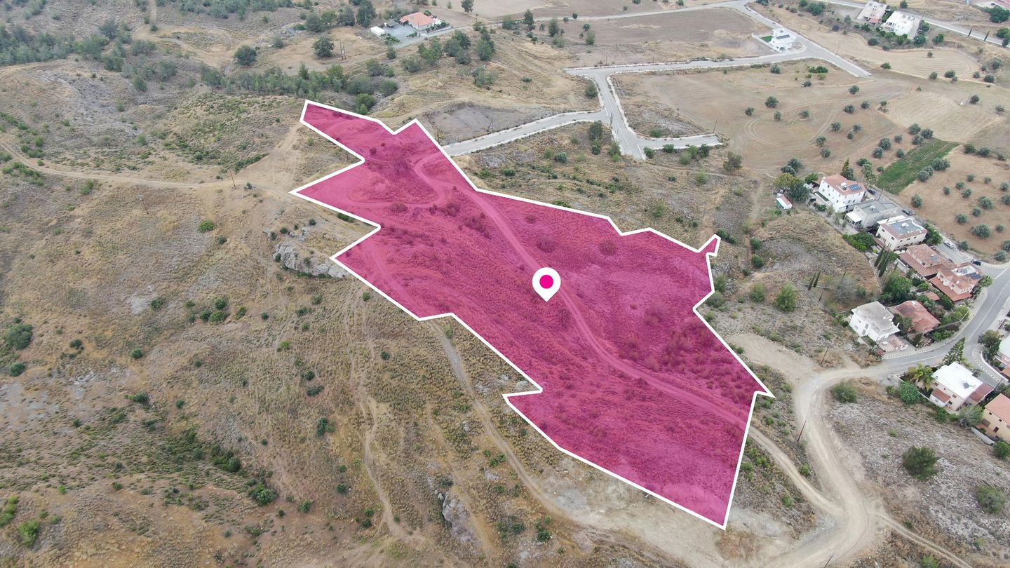(Share) Residential Field  in Mathiatis, Nicosia – id S972