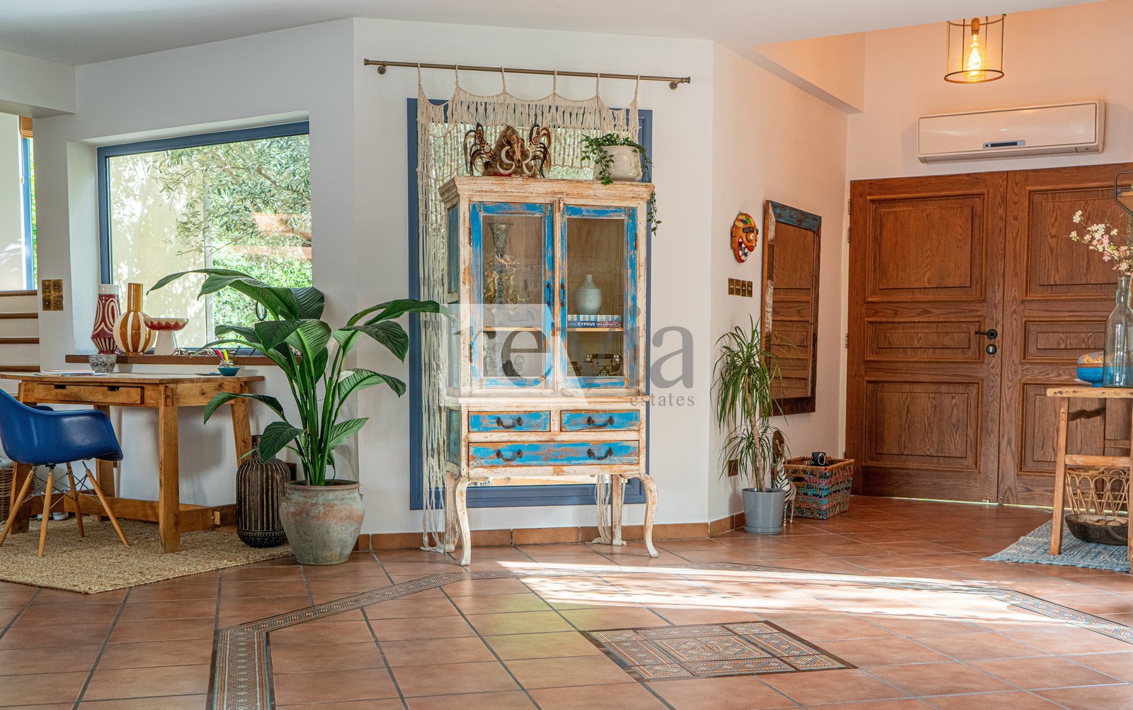 c42dc77cc3044c7a9aecdc219274b6c8 2398484 – Villa For sale, Limassol City, 420 sq.m., €1.250.000