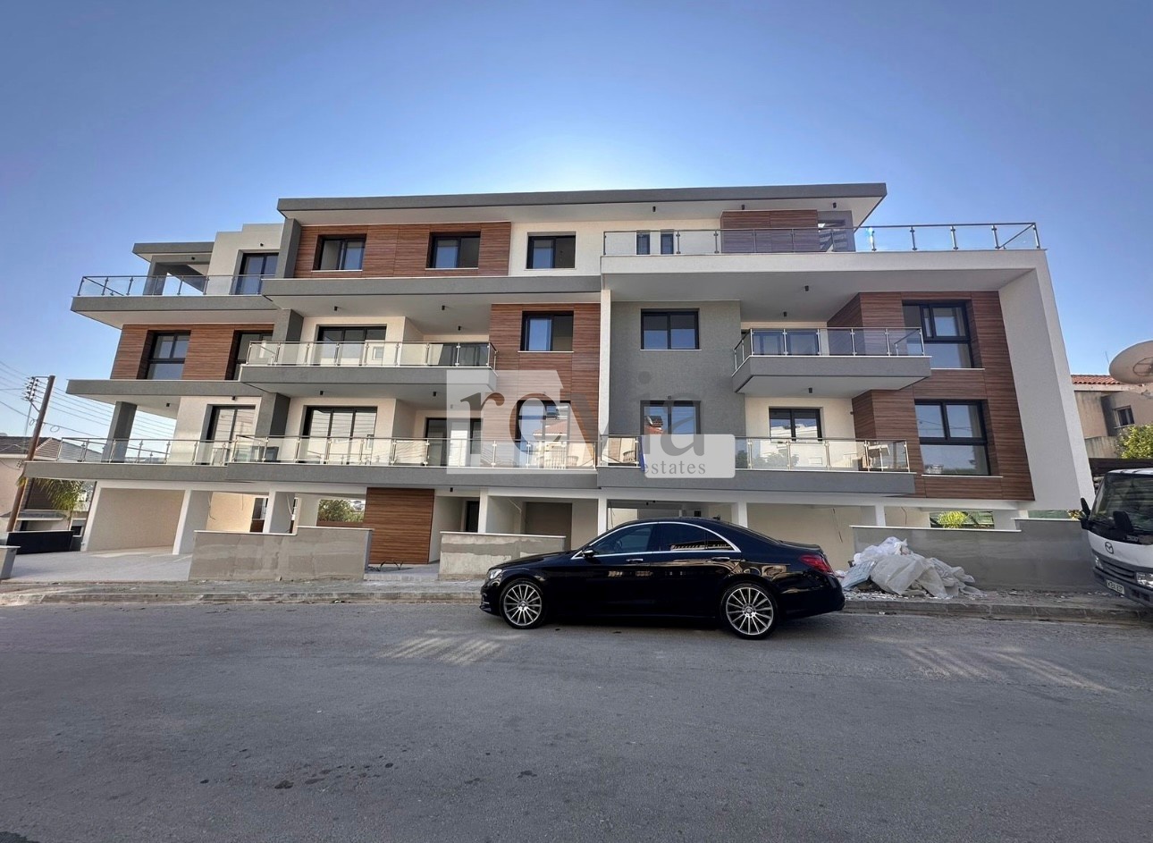 cbe70ce9e7d544d88b557fffe6923bbf 693229 – Apartment For sale, Agios Athanasios, 101 sq.m., €480.000