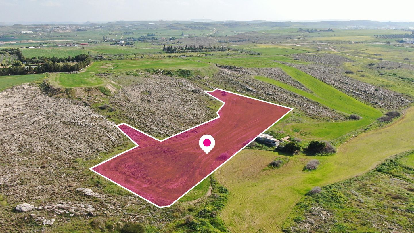 Share (25%) of a residential field, Geri – id S8086