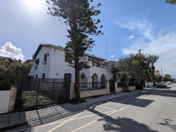 Two-storey detached residence in Agios Andreas quarter, Nicosia – id S46007