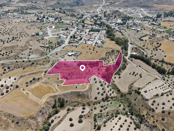 Share of a residential field in Analiontas, Nicosia – id S40094