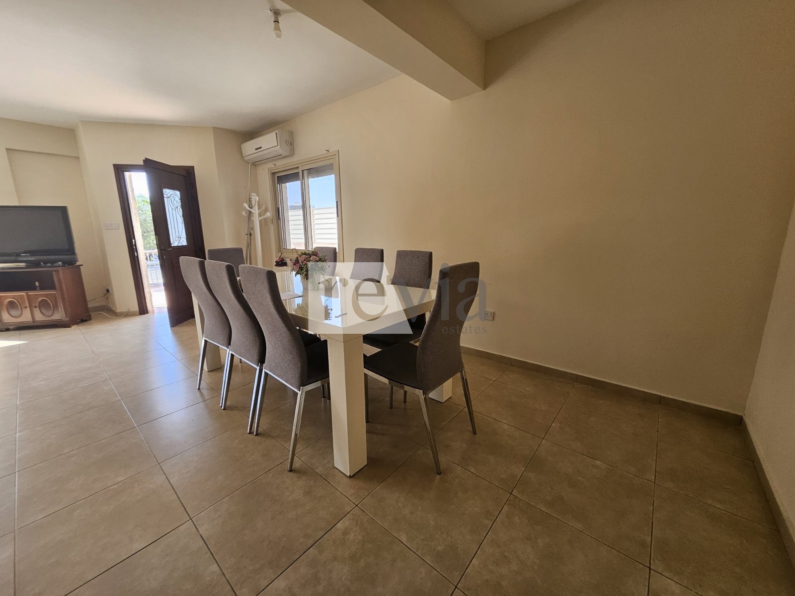 0bfc215734c34072b74d6d69498eb94a 2466729 – Semi-detached For rent, Ypsonas, 192 sq.m., €2.000