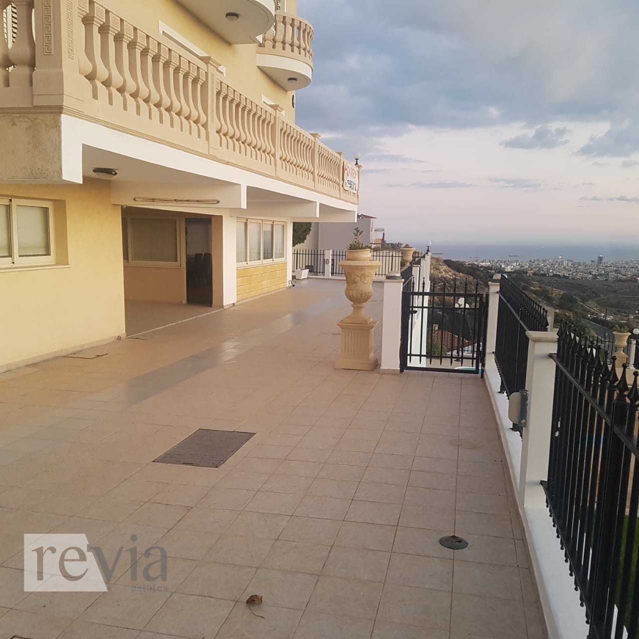 2d2bf583dcbe4a31a45b9b9ff2518a26 1333031 – Villa For sale, Limassol City, 350 sq.m., €850.000