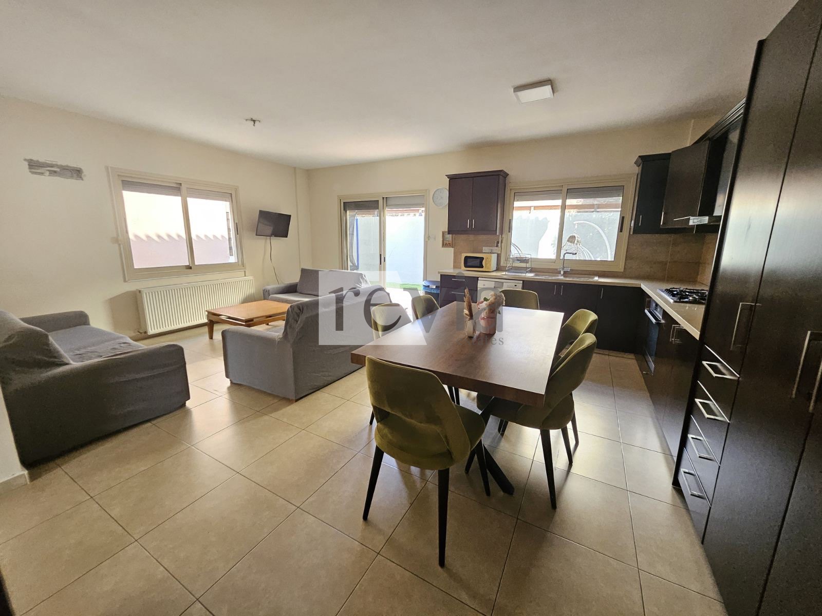 5100f04da8f843338910bd72f26a1202 2466729 – Semi-detached For rent, Ypsonas, 192 sq.m., €2.000