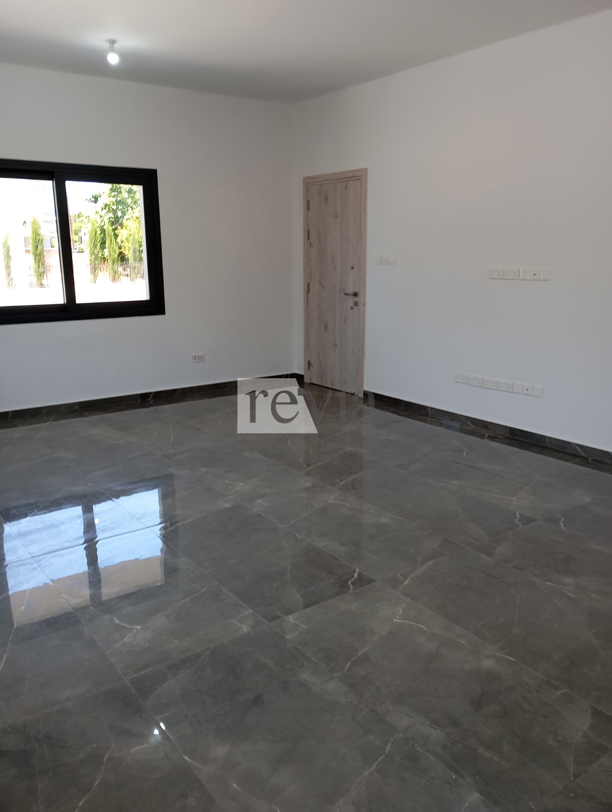55aed0acfdd140fa96da2726c7ccae8a 2450694 – Apartment For rent, Limassol City, 150 sq.m., €1.700
