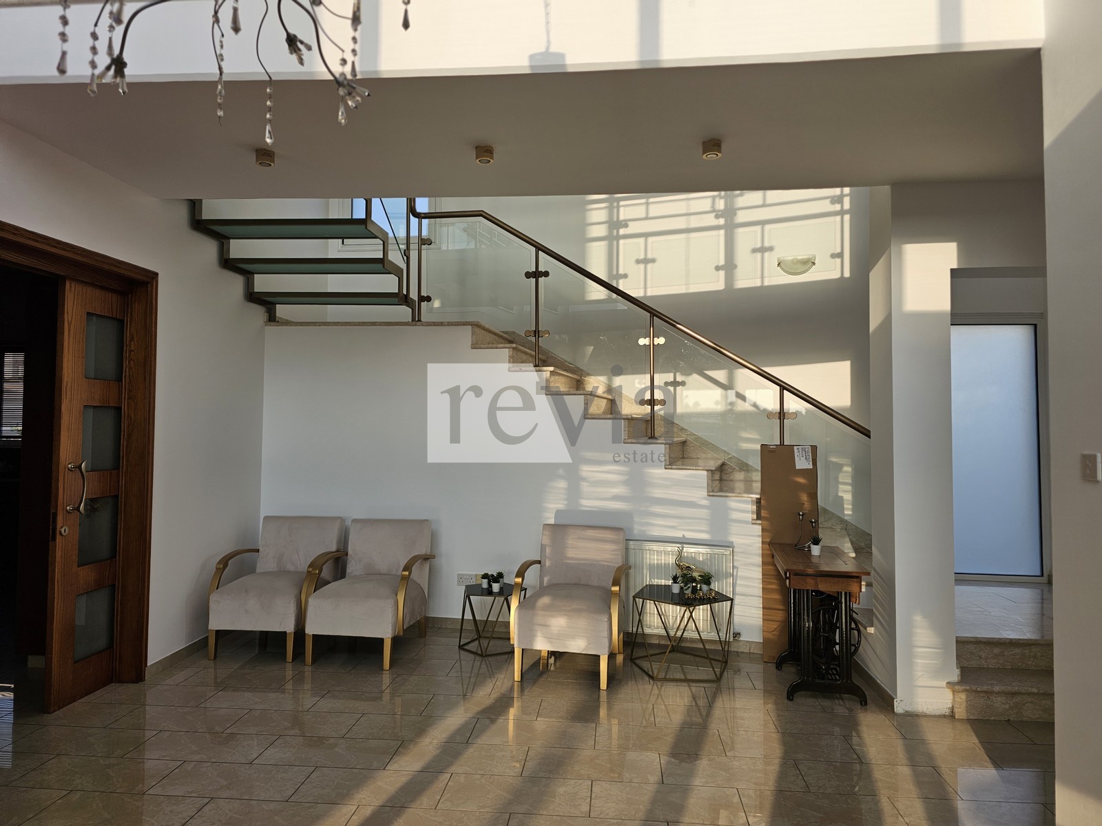 568322dc5fe64e96897e28b14fb5e1d8 2449509 – Detached house For rent, Kato Polemidia, 281 sq.m., €2.400