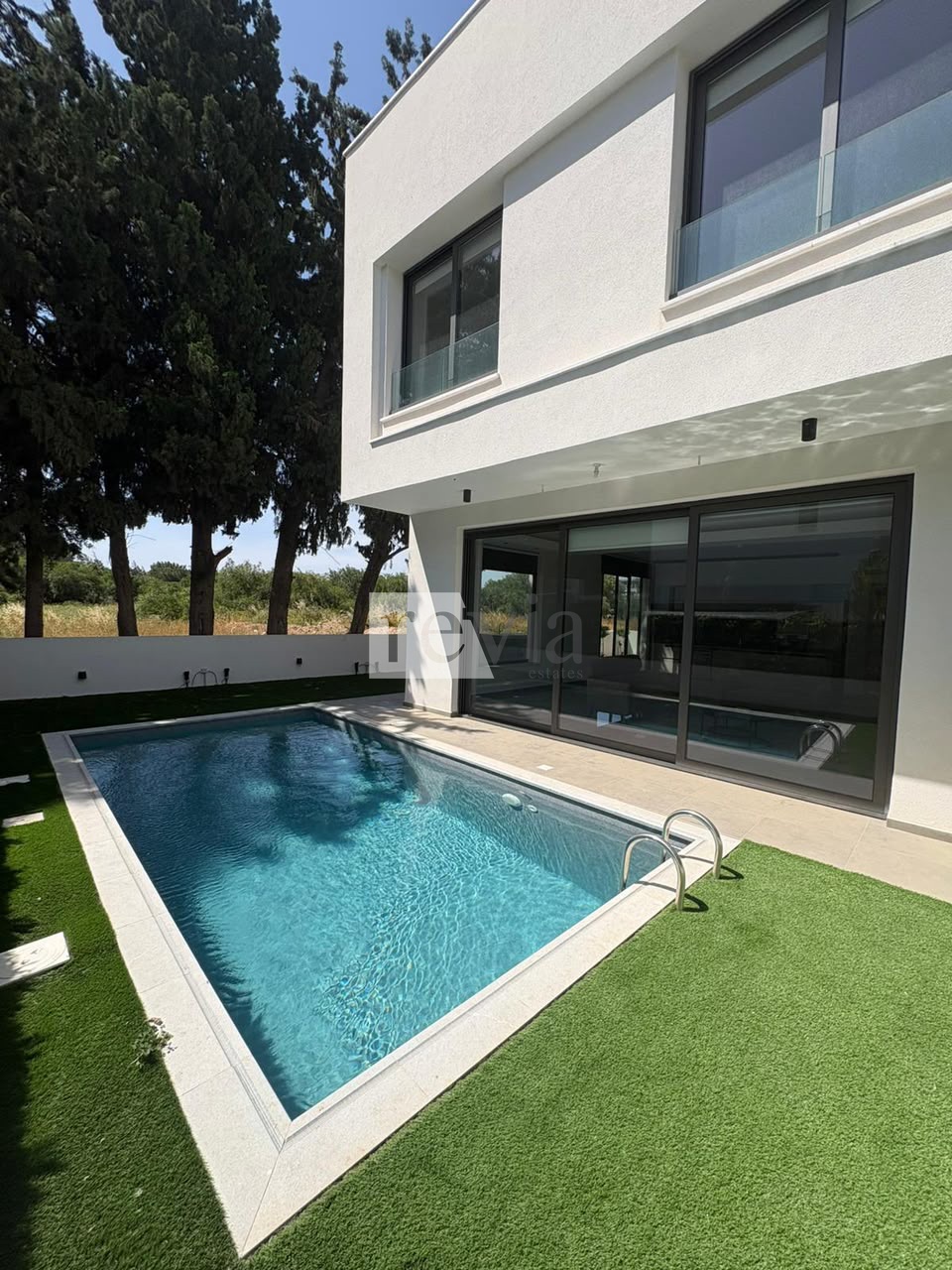 71ef9292bbfc4d61afcc6decfbf3da48 2445623 – Villa For sale, Trachoni, 155 sq.m., €540.000
