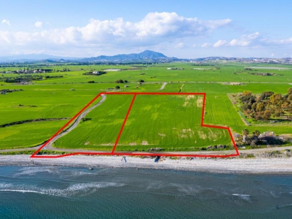 Seafront touristic fields in Softades, Larnaca – id R9688