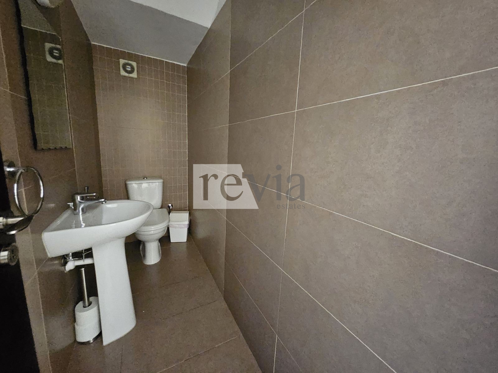 dd8c2e7d6761408cb0d36208dafc8d87 2466729 – Semi-detached For rent, Ypsonas, 192 sq.m., €2.000