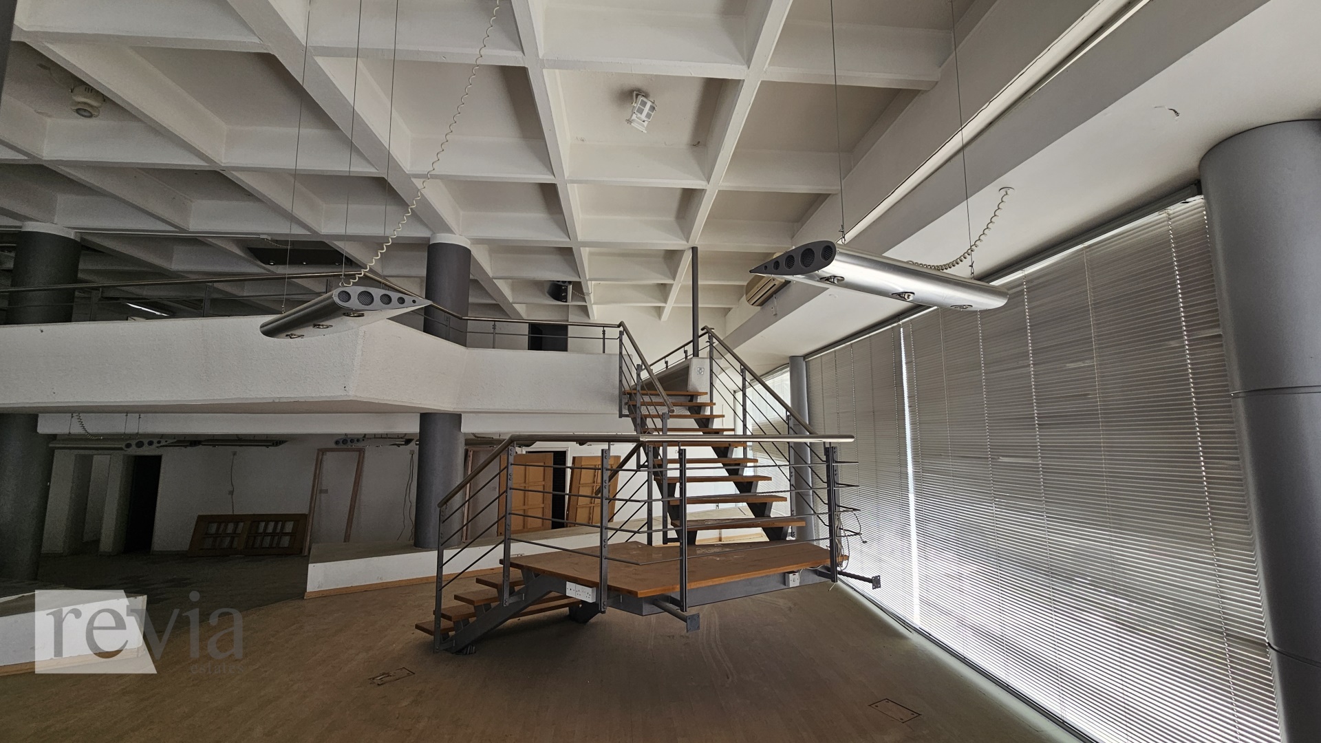 953335 – Shop For rent, Limassol City, 300 sq.m., €10.000