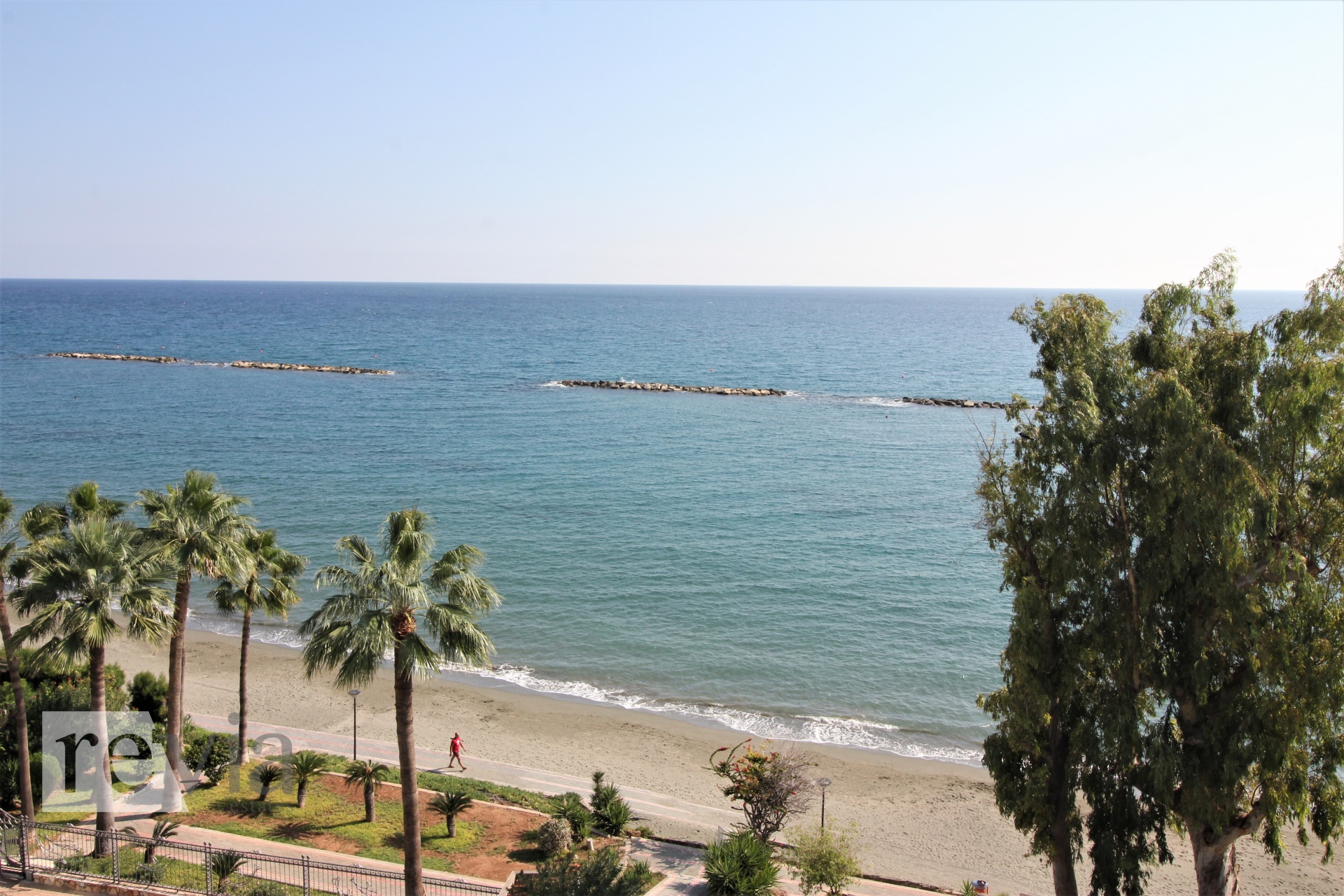 944621 – Apartment For rent, Agios Tychonas, 100 sq.m., €3.900