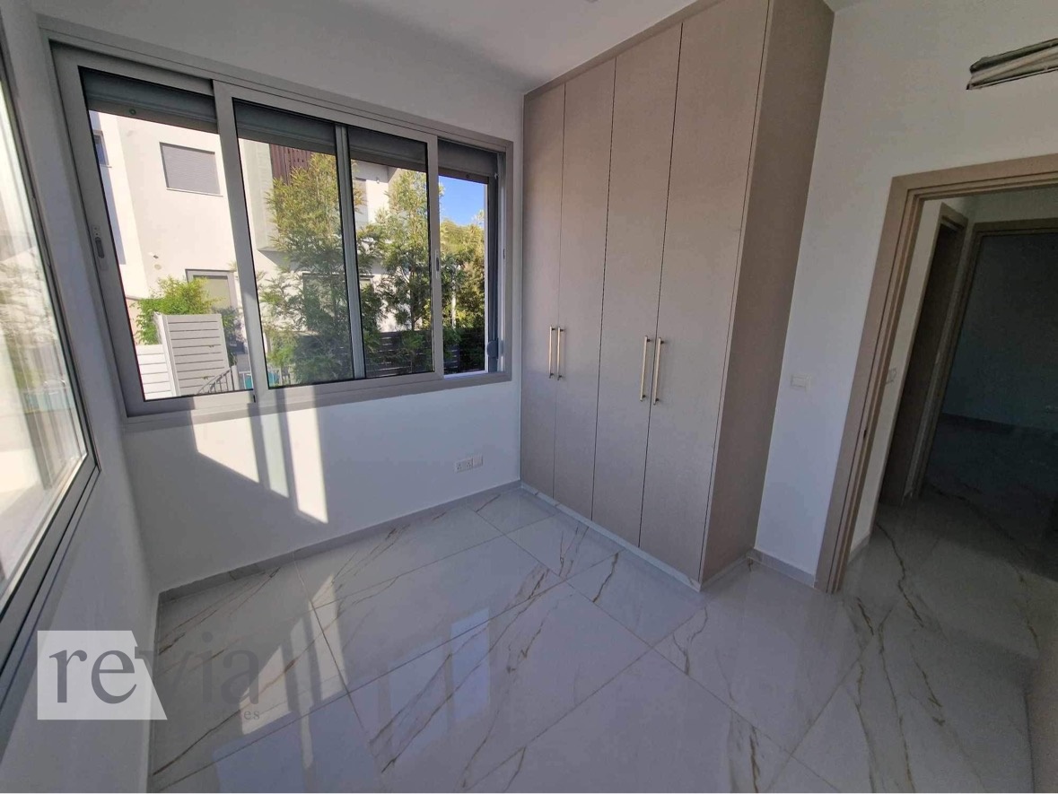 761583 – Apartment For rent, Limassol City, 80 sq.m., €2.300