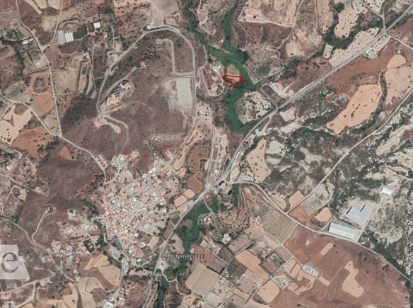 335860 – Land Field For sale, Monagroulli, 2.342 sq.m., €120.000