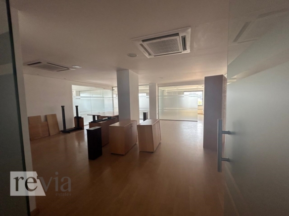 1077019 – Office For rent, Limassol City, 400 sq.m., €7.000