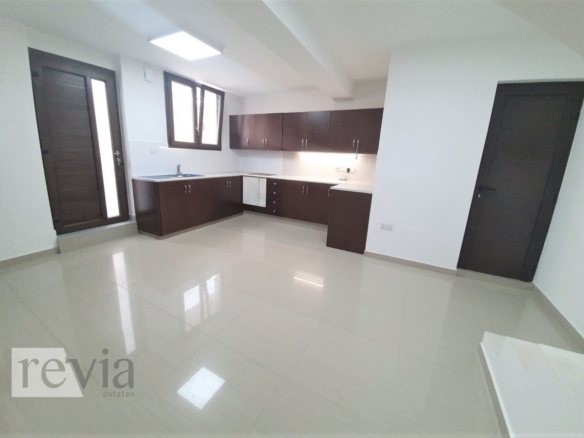 626129 – Semi-detached For sale, Monagroulli, 90 sq.m., €225.000