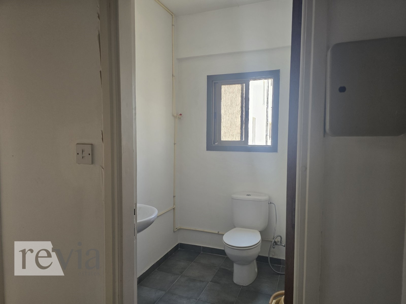 1072273 – Office For sale, Limassol City, 115 sq.m., €330.000