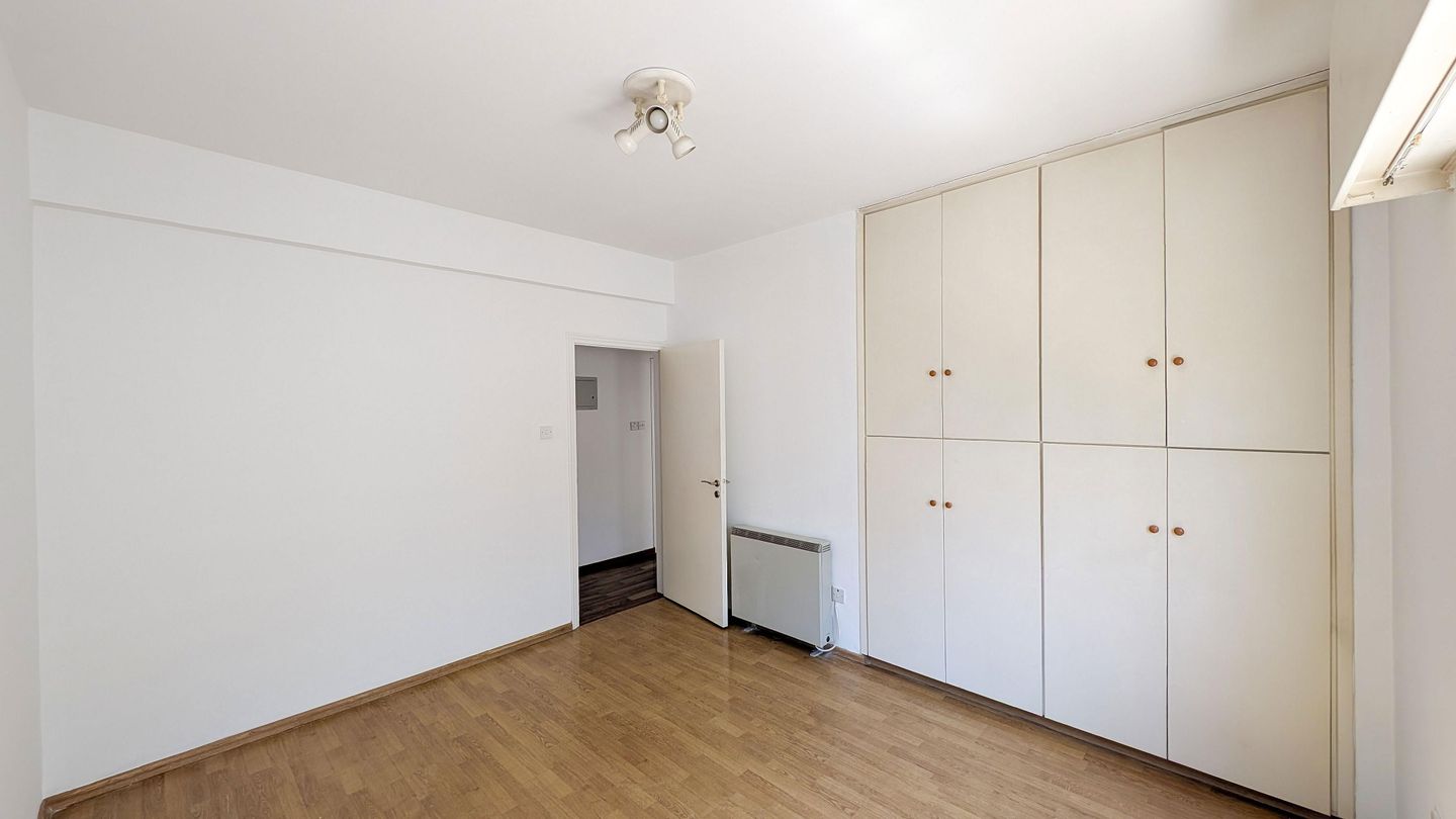 Three Bedroom Apartment in Agioi Omologites, Nicosia – id S31085