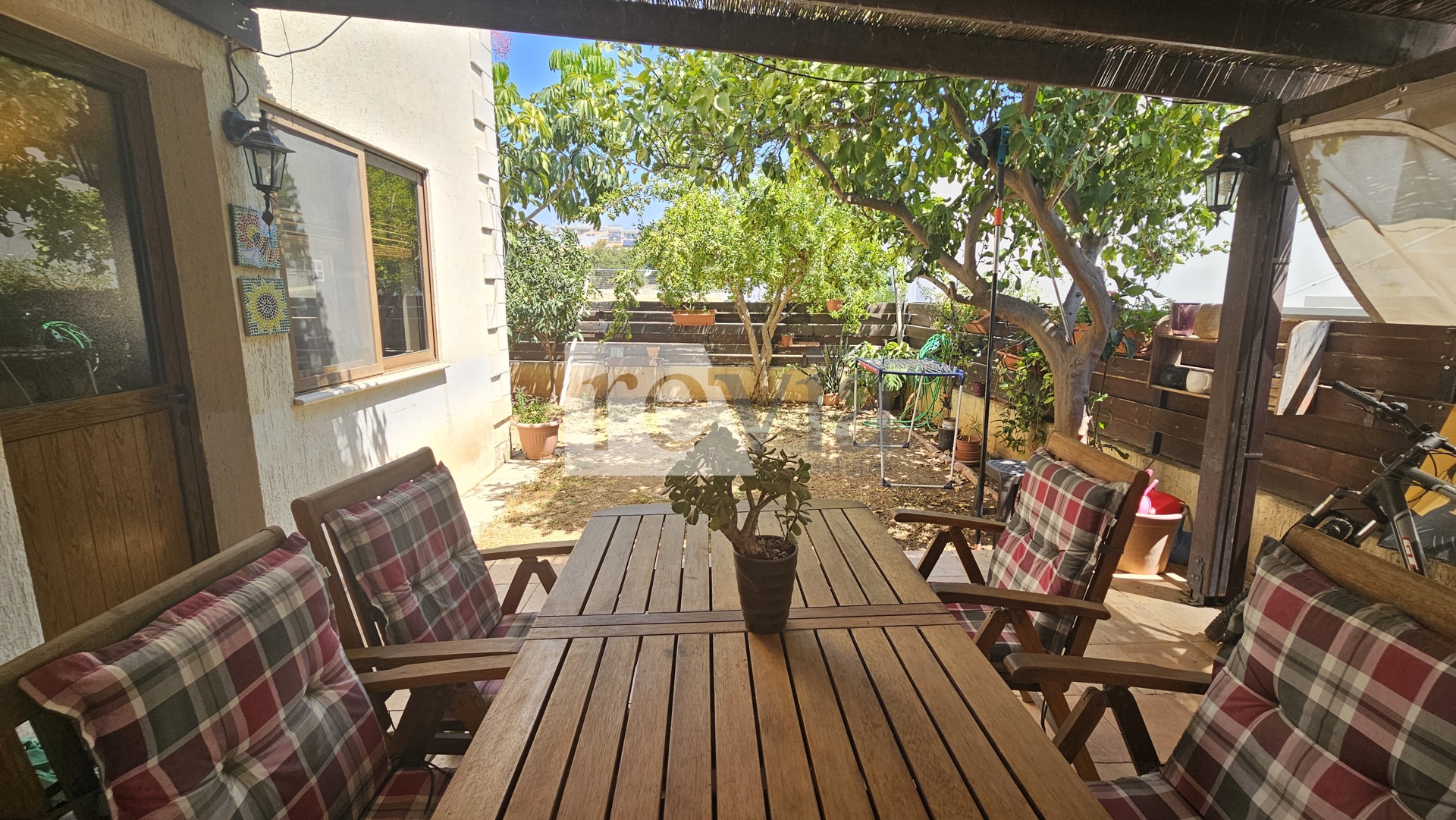 1547211 – Semi-detached For sale, Agios Athanasios, 170 sq.m., €520.000