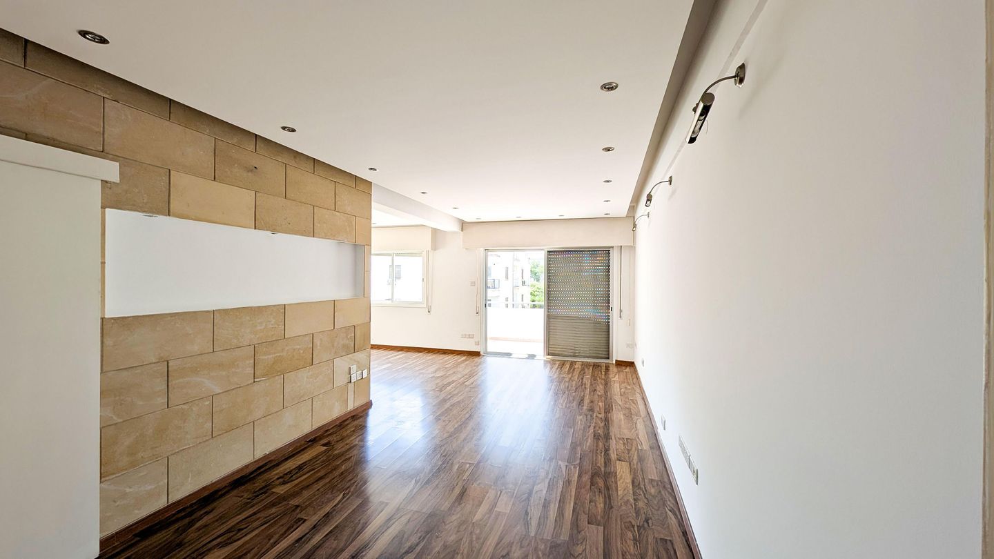 Three Bedroom Apartment in Agioi Omologites, Nicosia – id S31085