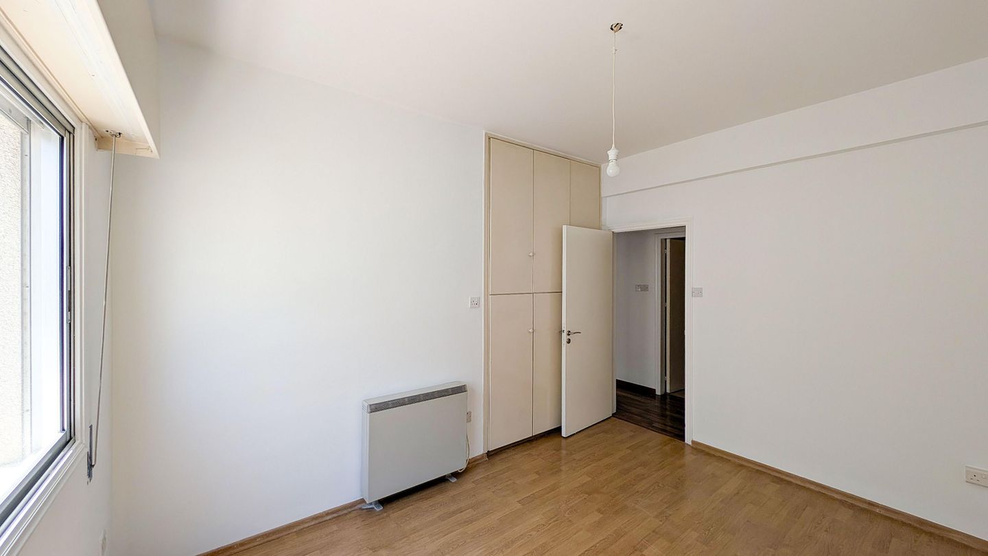 Three Bedroom Apartment in Agioi Omologites, Nicosia – id S31085