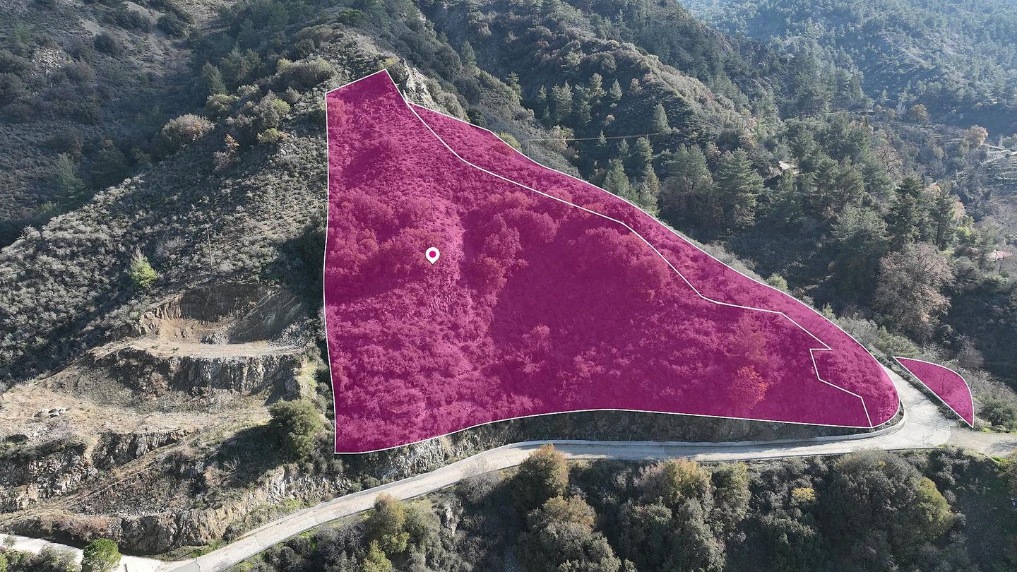 Three residential and agricultural fields located in Nicosia, Moutoullas. – id S45802