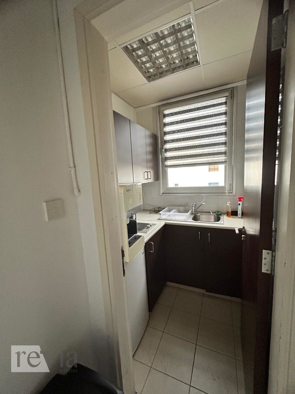 26012948f83f43ea87184d7ee3e5f0af 1361728 – Office For rent, Limassol City, 150 sq.m., €3.000