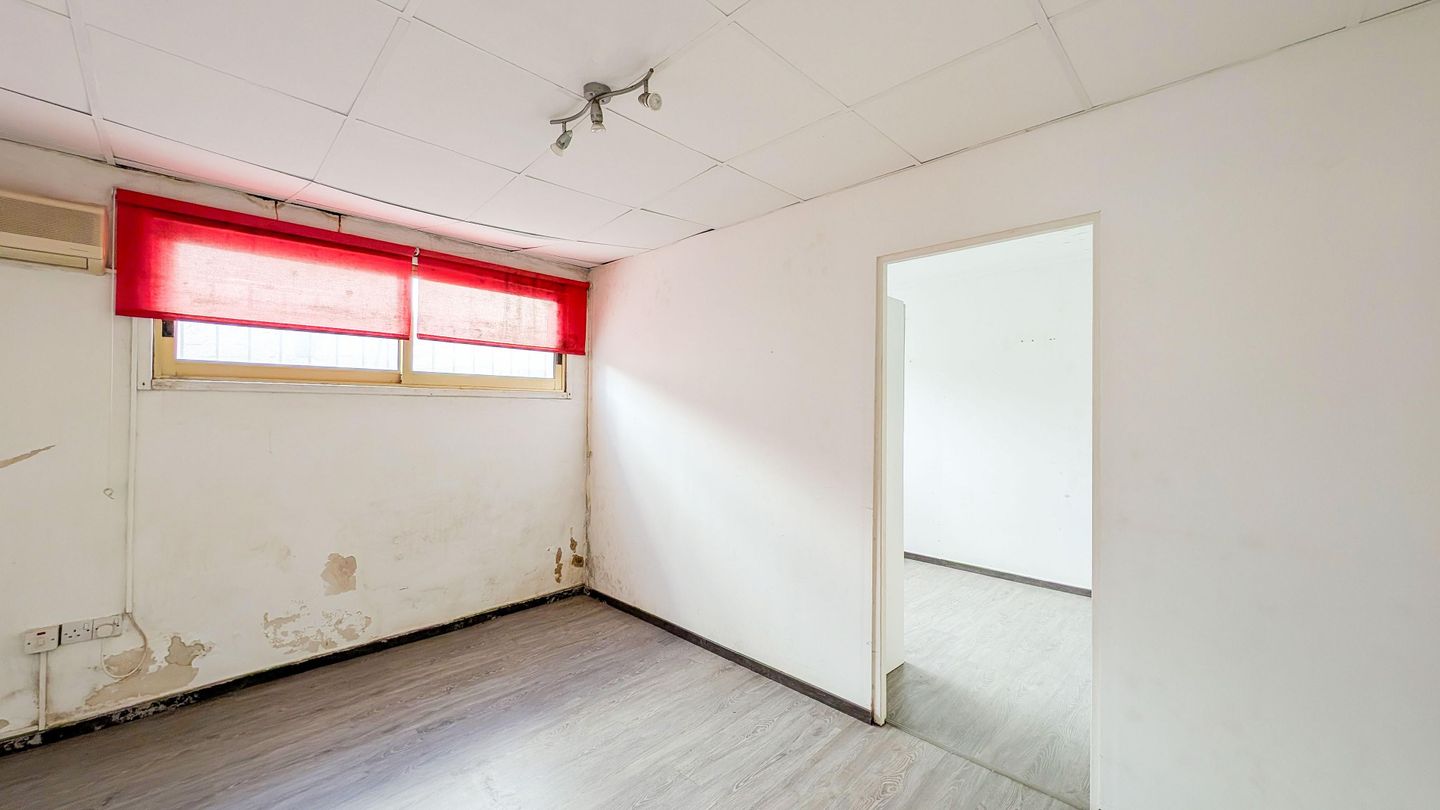 Ground Floor House with basement in Lakatamia, Nicosia – id S3742