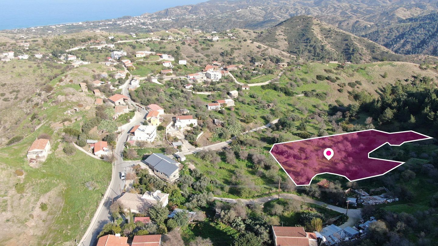 Residential field located in Pigenia, Nicosia – id S42182