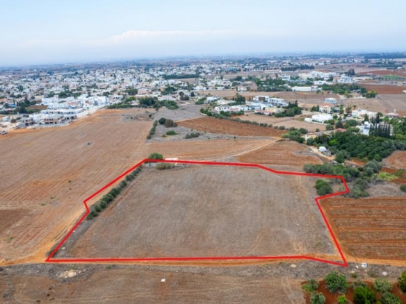 Residential field in Frenaros, Famagusta – id R6984