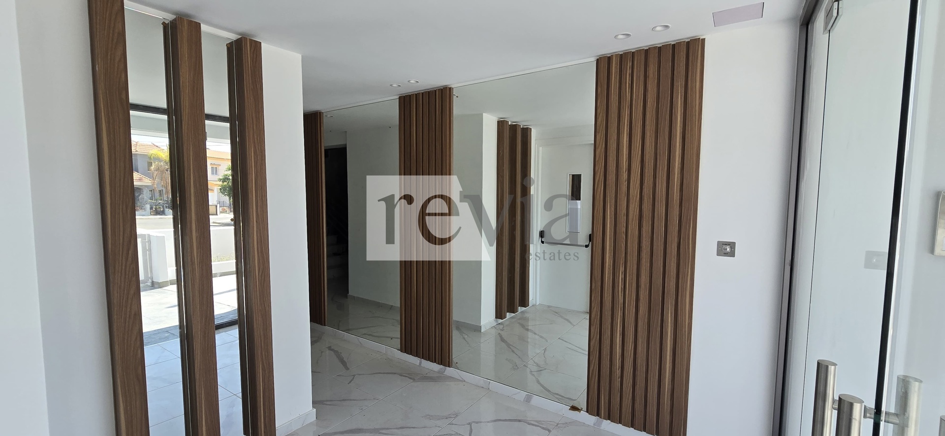 6d7cc802a7954e95a39837afa3fde078 2347512 – Apartment For sale, Limassol City, 124,90 sq.m., €400.000