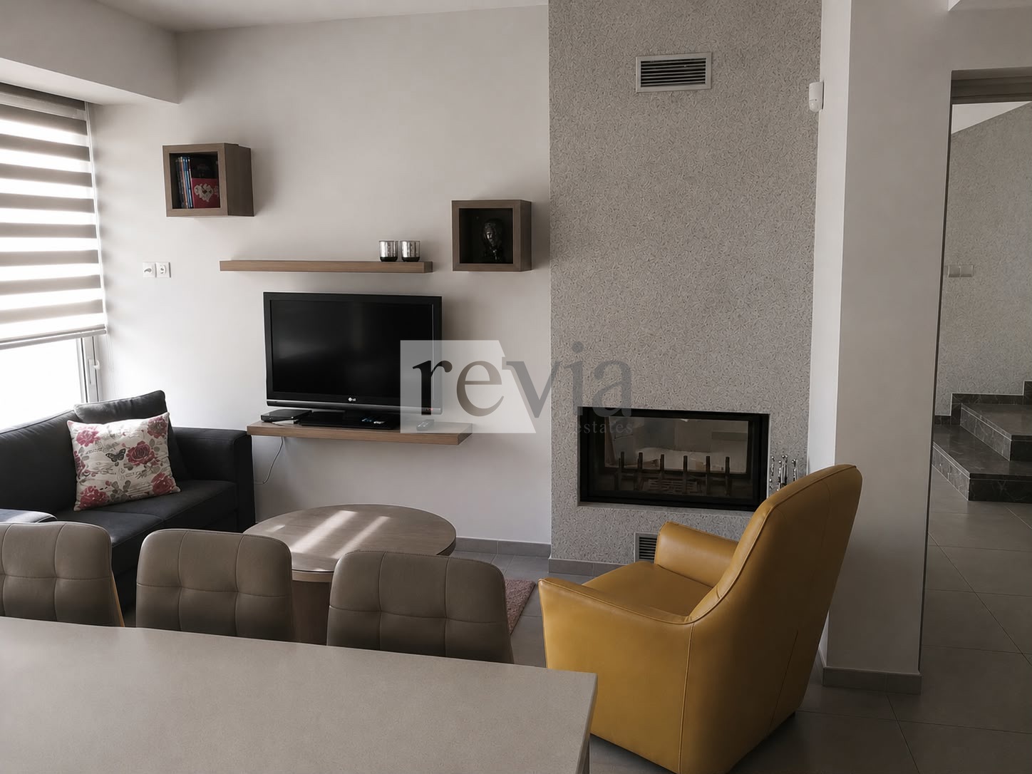 2518364 – Villa For sale, Foini, 220 sq.m., €700.000