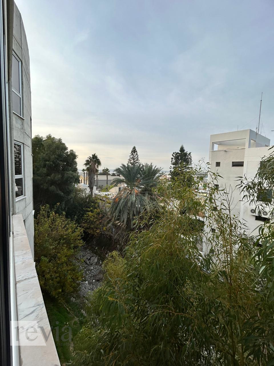 835d4327079846059fb24010dd2e0d80 1361728 – Office For rent, Limassol City, 150 sq.m., €3.000