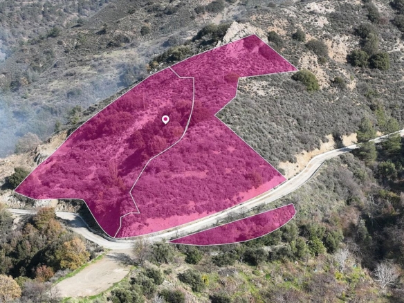 Three residential and agricultural fields located in Nicosia, Moutoullas. – id S45802