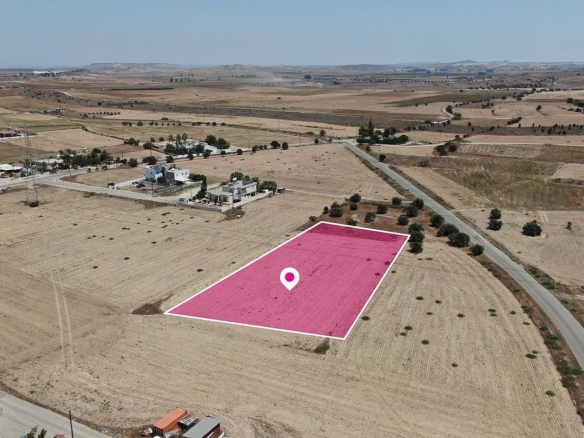 (Share) Residential Field in Dali, Nicosia – id S44278